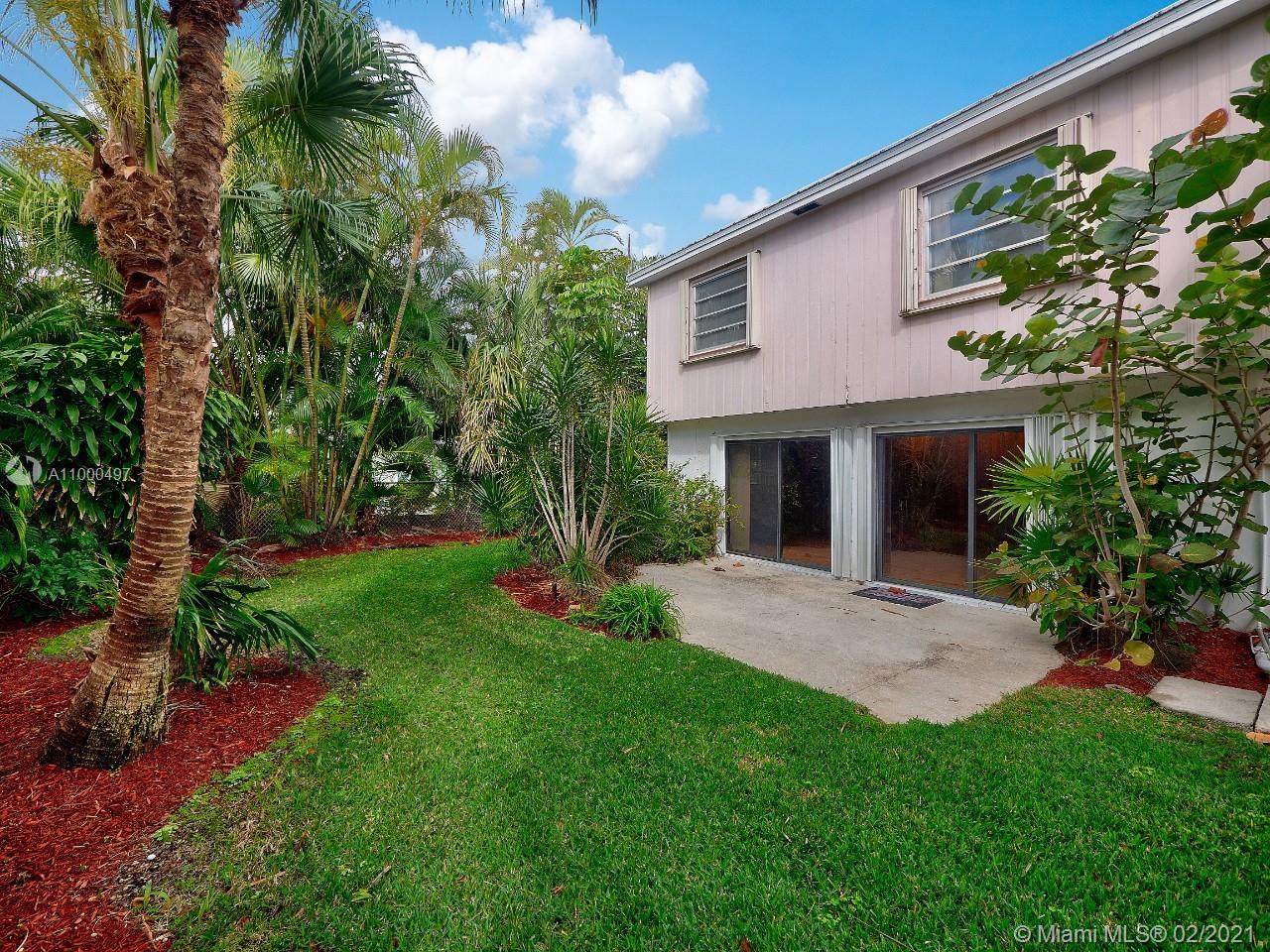 1271 Morse Boulevard Riviera Beach, FL 33404 - Photo 3 of 33