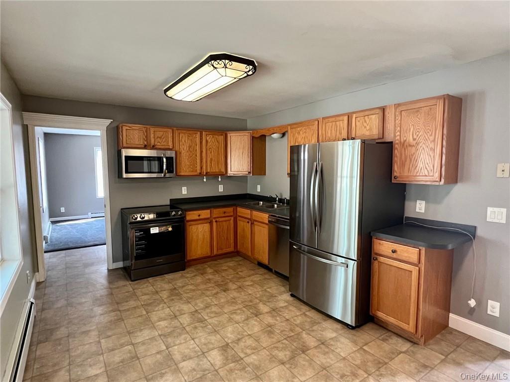 492 Midland Lake Road, Unit 2 Middletown, NY 10941 - Photo 4 of 24