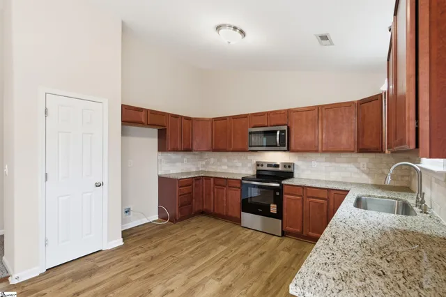 $340,000 | 25 Tigris Way, Greenville, SC 29607