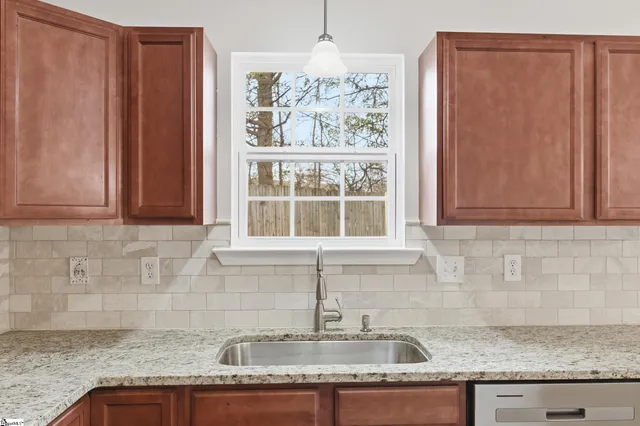 $340,000 | 25 Tigris Way, Greenville, SC 29607