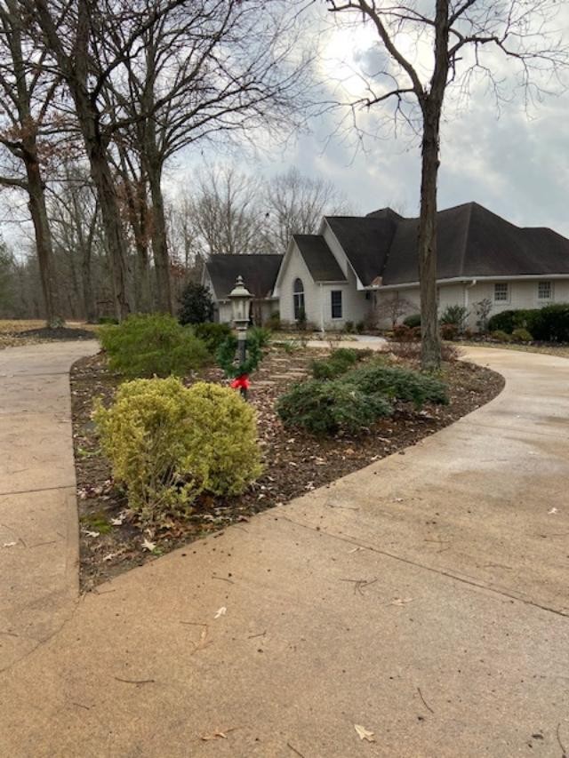 420 Hidden Acres Road Paris, TN 38242 - Photo 4 of 33 Gallery Image 4