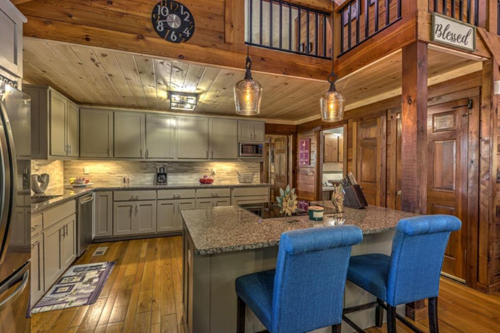 333 Eagles Nest Mountain Road Blue Ridge, GA 30513 - Photo 7 of 47