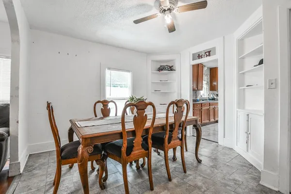 $350,000 | 202 East Main Street, Norwood Young America, MN 55397