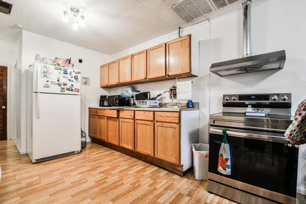 $350,000 | 202 East Main Street, Norwood Young America, MN 55397