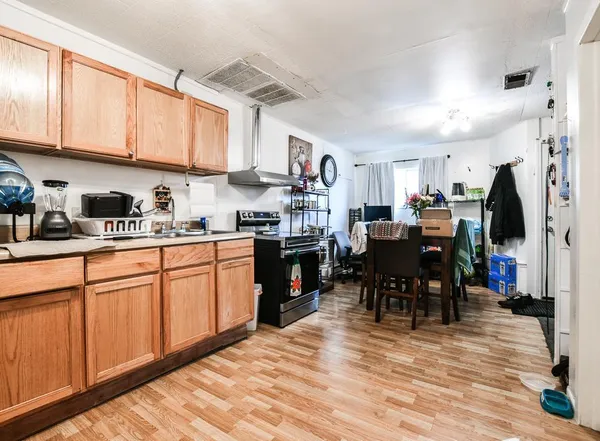 $350,000 | 202 East Main Street, Norwood Young America, MN 55397