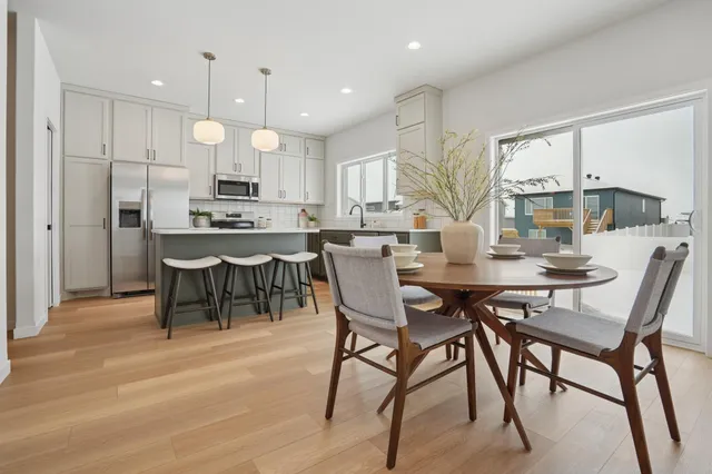 $524,364 | 6891 14th Street South, Fargo, ND 58104