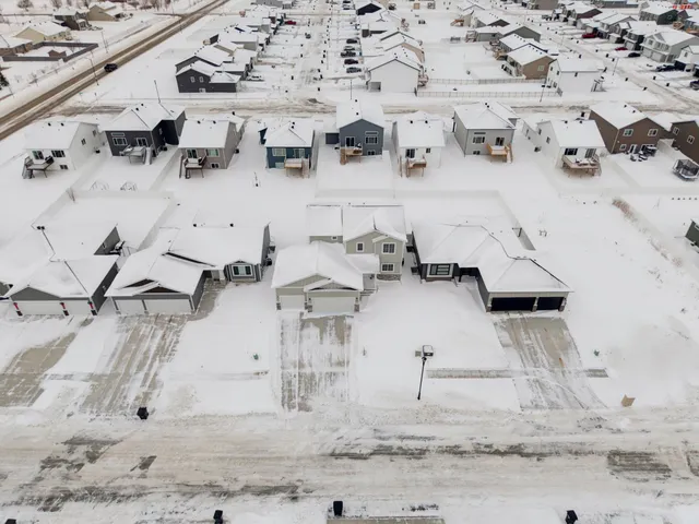 $524,364 | 6891 14th Street South, Fargo, ND 58104