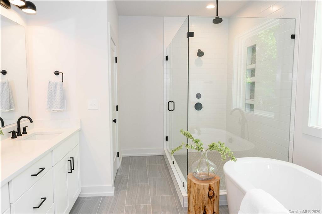 2024 Eaton Road Charlotte, NC 28205 - Photo 18 of 19 Gallery Image 18