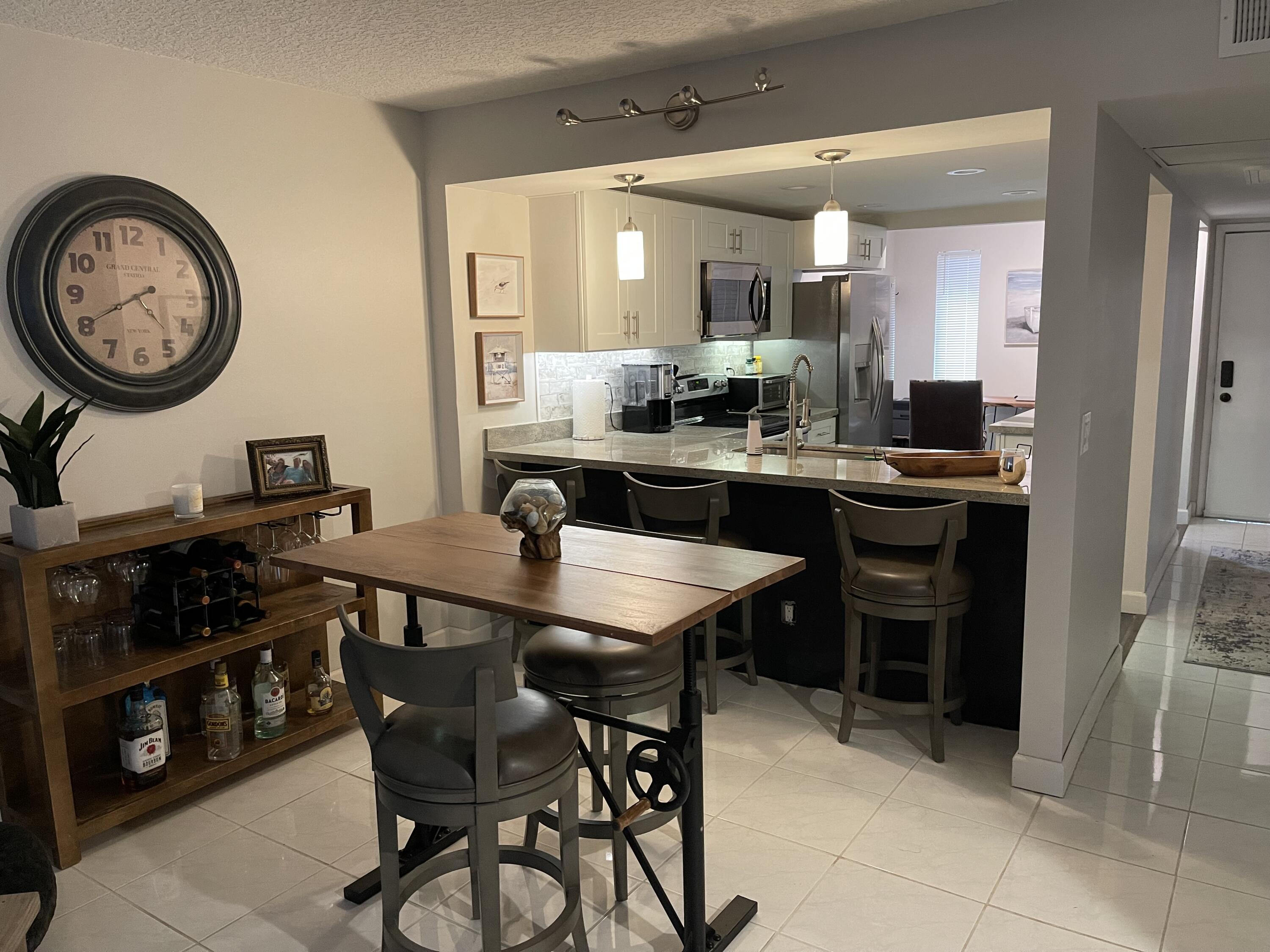 16 Royal Palm Way, Unit 101 Boca Raton, FL 33432 - Photo 8 of 22 2021-06-12 16.38.12