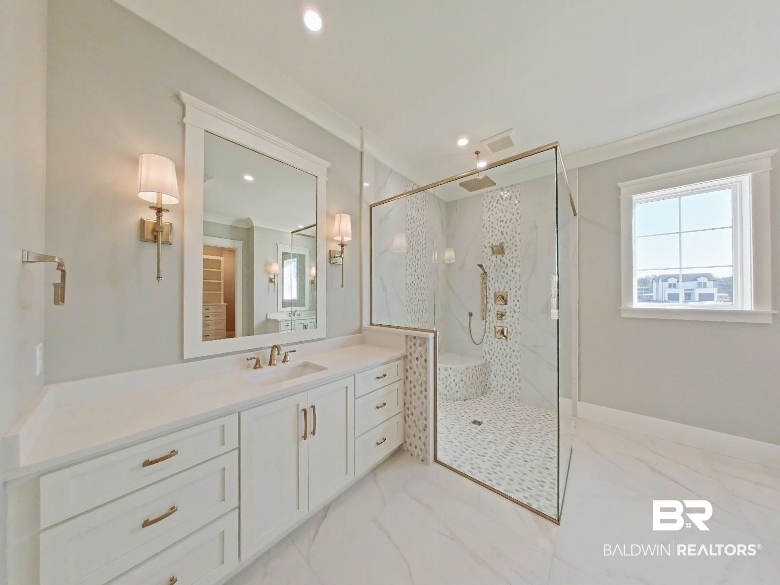 832 Inlet Circle Gulf Shores, AL 36542 - Photo 17 of 36 Primary Bath