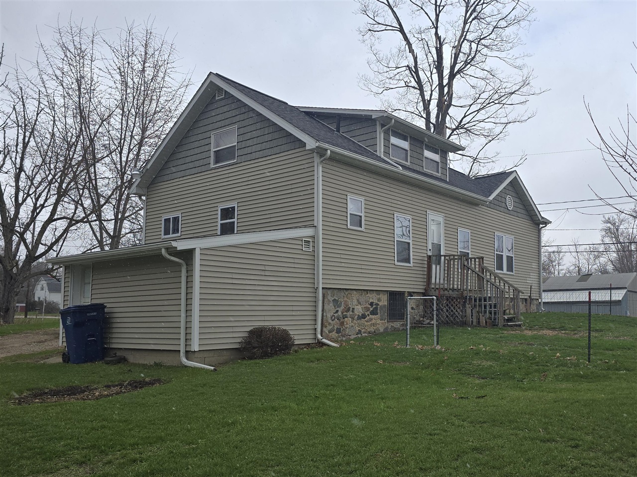 804 East State Street Colon, MI 49040 - Photo 6 of 29