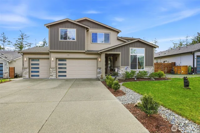 $874,999 | 1189 Seawall Lane, Oak Harbor, WA 98277