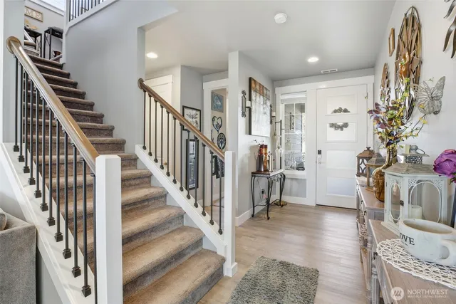 $874,999 | 1189 Seawall Lane, Oak Harbor, WA 98277