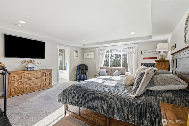 $874,999 | 1189 Seawall Lane, Oak Harbor, WA 98277