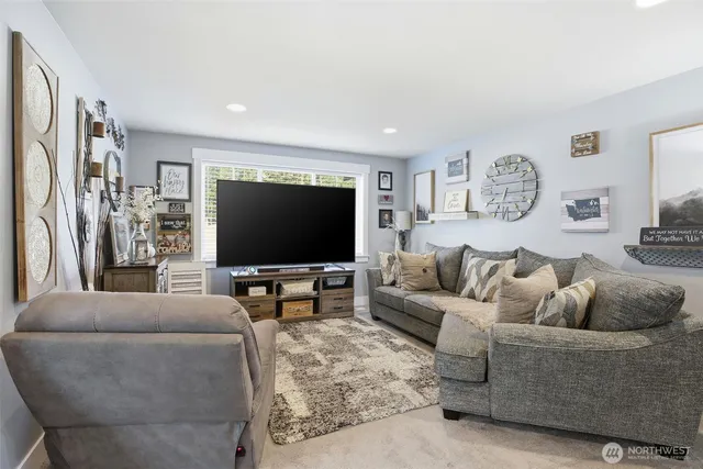 $874,999 | 1189 Seawall Lane, Oak Harbor, WA 98277