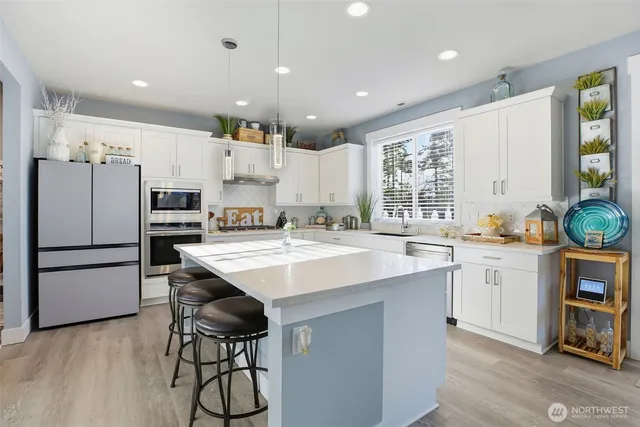 $874,999 | 1189 Seawall Lane, Oak Harbor, WA 98277