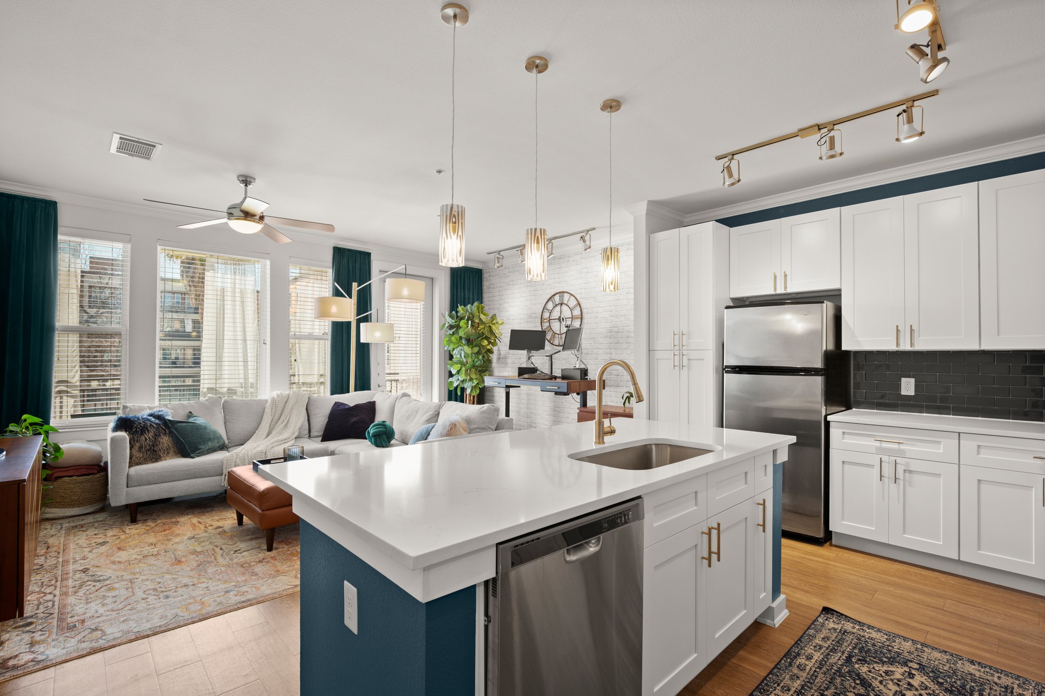 1900 Barton Springs Road, Unit 3038 Austin, TX 78704 - Photo 22 of 38