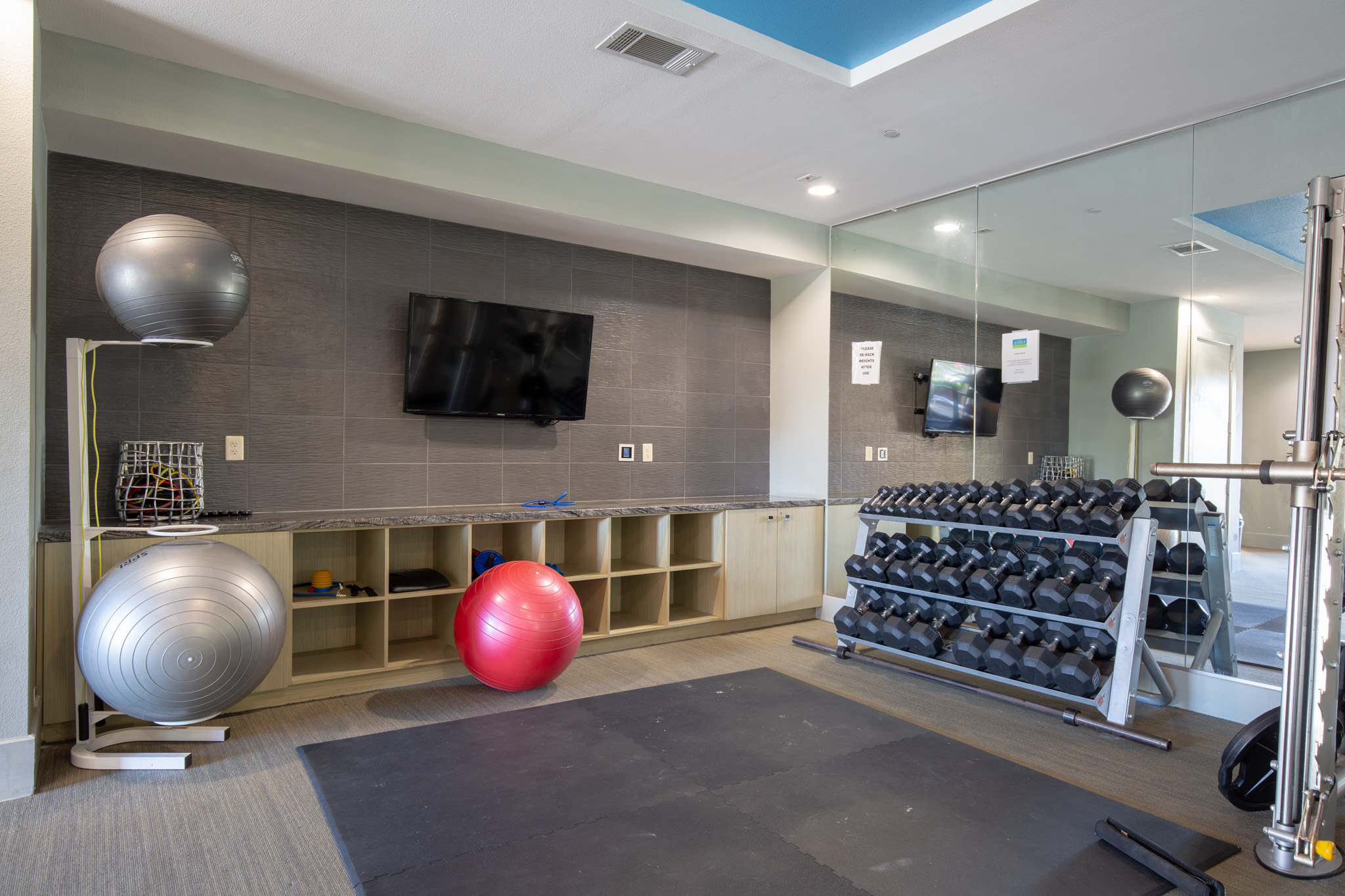 1900 Barton Springs Road, Unit 3038 Austin, TX 78704 - Photo 26 of 38 Gym