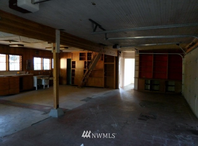 11291 Southeast Sedgwick Road Port Orchard, WA 98366 - Photo 12 of 21 Gallery Image 12
