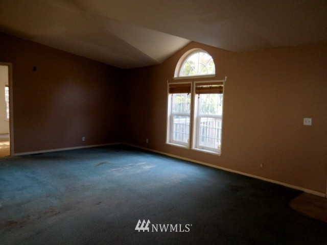 11291 Southeast Sedgwick Road Port Orchard, WA 98366 - Photo 3 of 21 Gallery Image 3