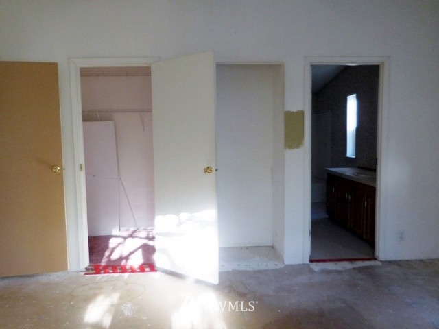 11291 Southeast Sedgwick Road Port Orchard, WA 98366 - Photo 6 of 21 Gallery Image 6