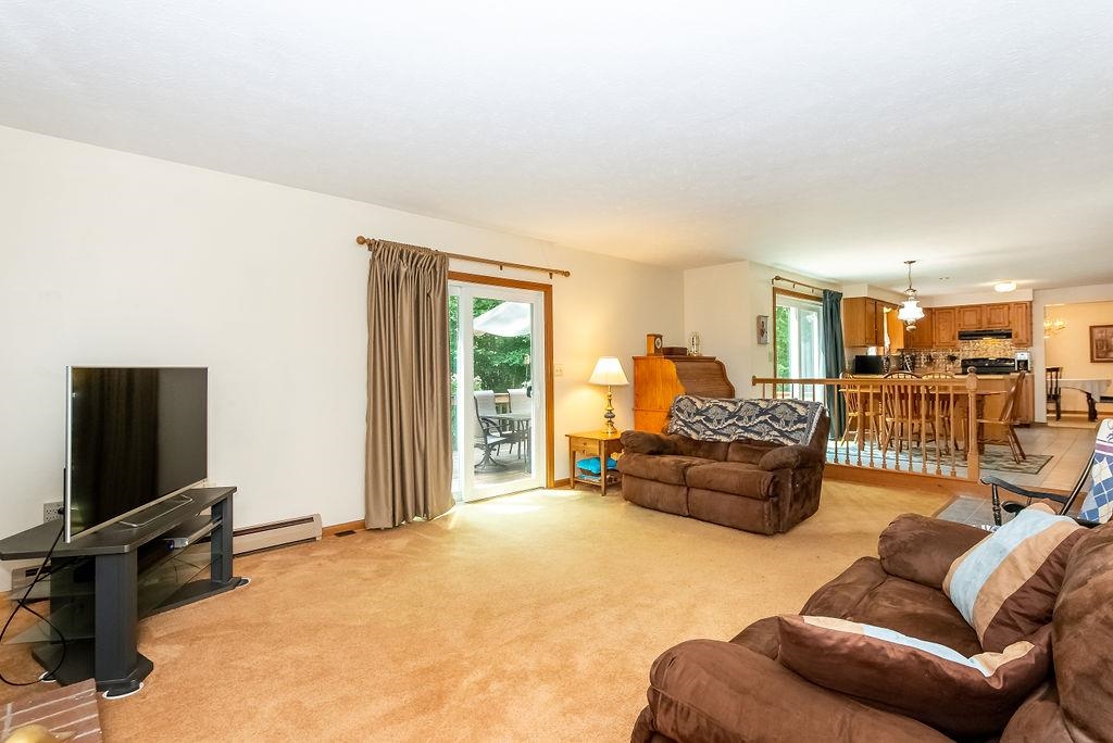 27 Chestnut Pasture Road Concord, NH 03301 - Photo 11 of 40