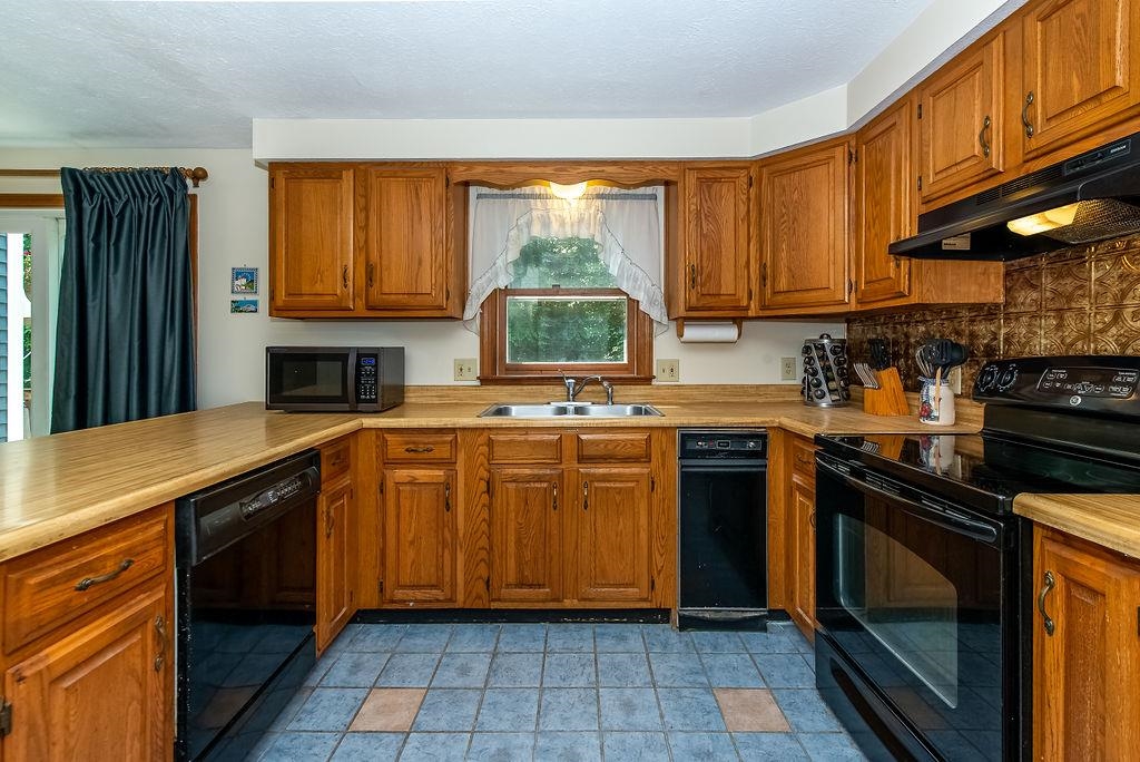 27 Chestnut Pasture Road Concord, NH 03301 - Photo 6 of 40