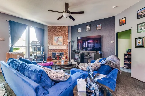 $375,000 | 805 East Huitt Lane, Euless, TX 76040