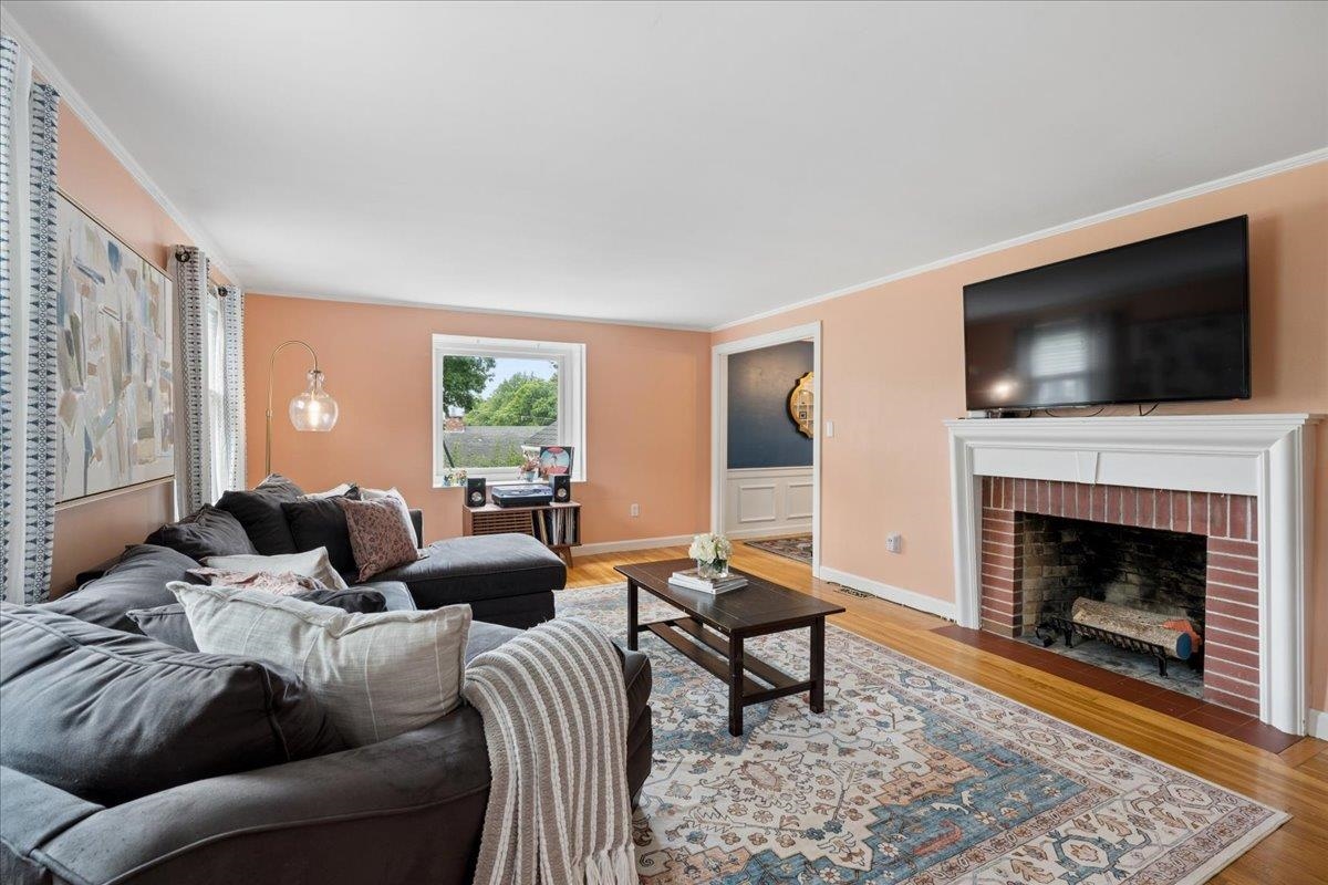 23 Woodwells Garrison Road Hopkinton, NH 03229 - Photo 5 of 45 Gallery Image 5