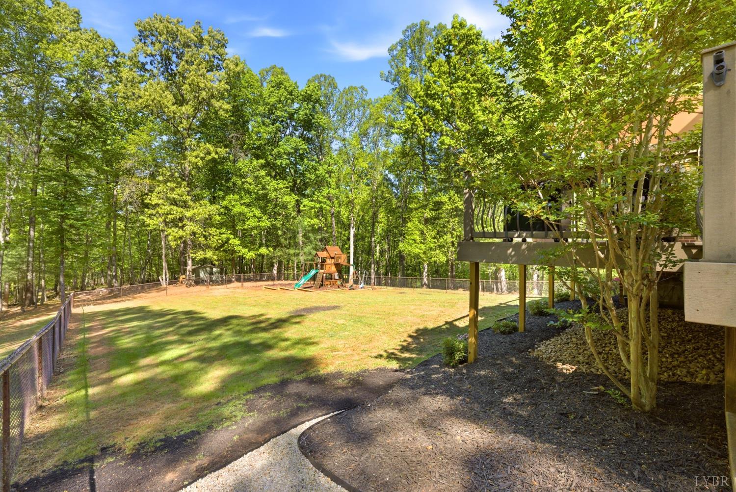 105 Fox Meadows Road Lynchburg, VA 24503 - Photo 71 of 86 Gallery Image 71