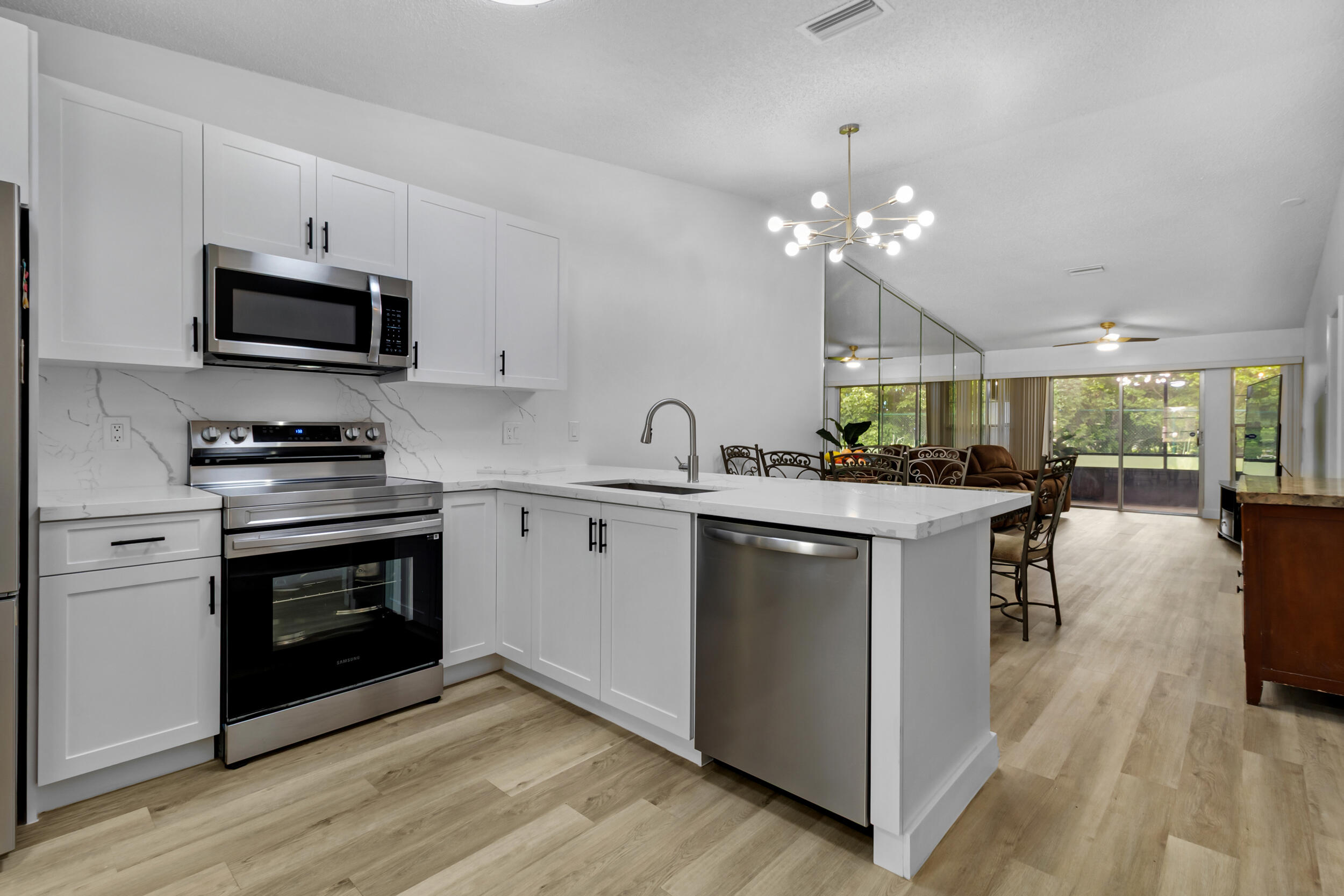 18567 Egret Way Boca Raton, FL 33496 - Photo 6 of 33 accutour_01 18567-egret-way -009