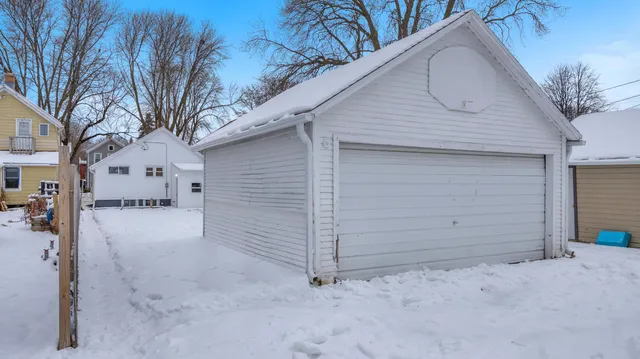 $179,900 | 922 Kentucky Avenue, Sheboygan, WI 53081
