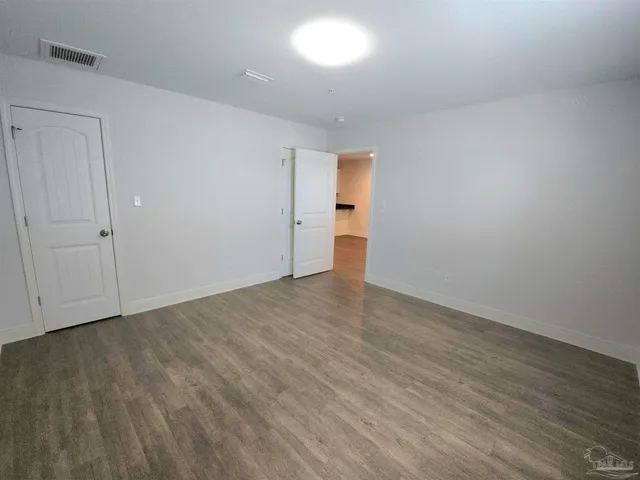 $1,200 | 313 North Navy Boulevard, Unit 1B, Pensacola, FL 32507