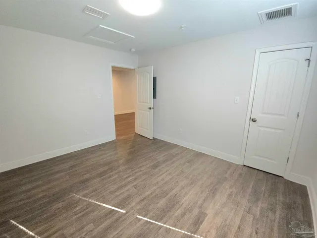 $1,200 | 313 North Navy Boulevard, Unit 1B, Pensacola, FL 32507