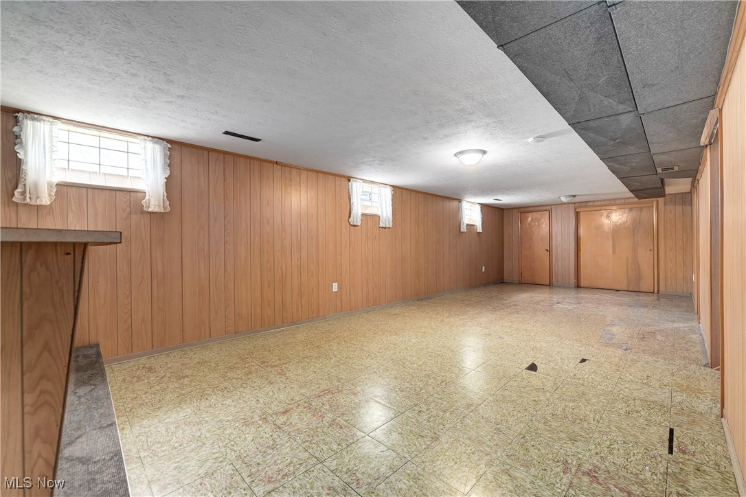 4505 Tiedeman Road Cleveland, OH 44144 - Photo 25 of 42 Gallery Image 25