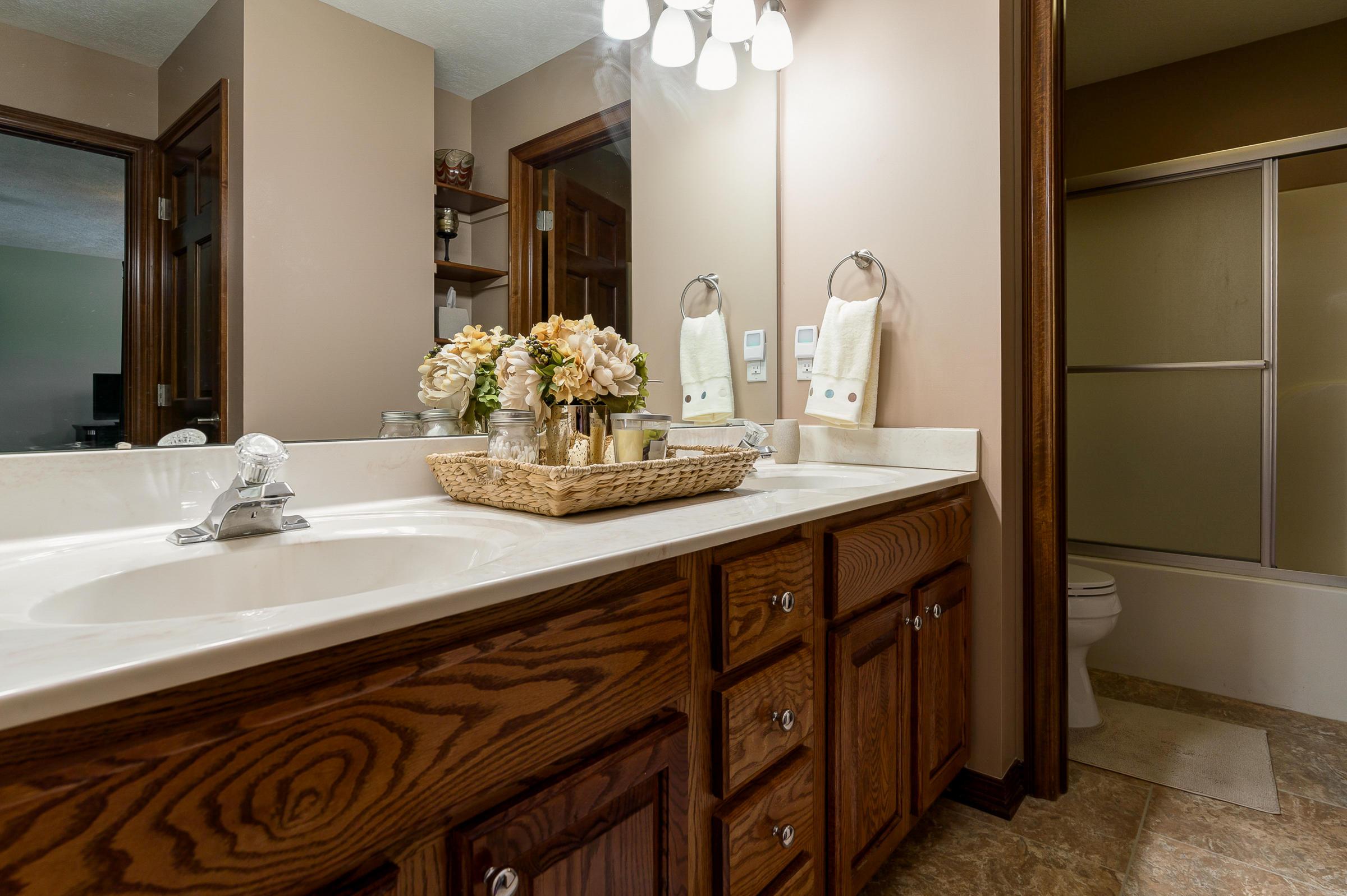 7800 Red Bank Road Westerville, OH 43082 - Photo 39 of 80 Gallery Image 39