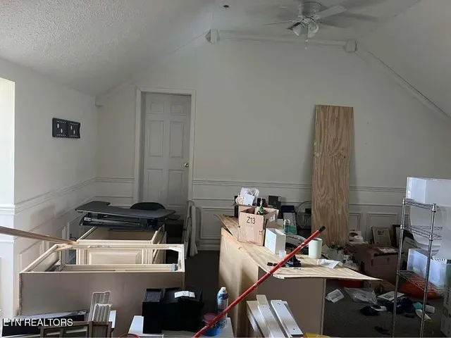 $2,750 | 315 Ebenezer Road, Knoxville, TN 37923