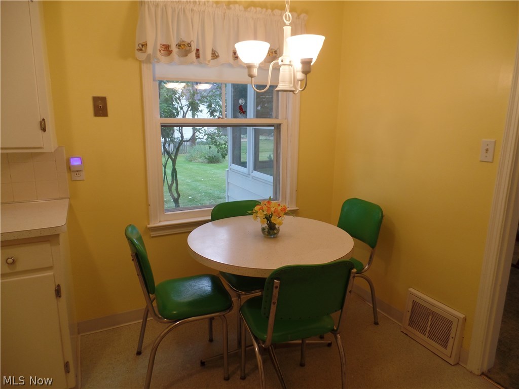 1374 Brainard Road Lyndhurst, OH 44124 - Photo 3 of 14