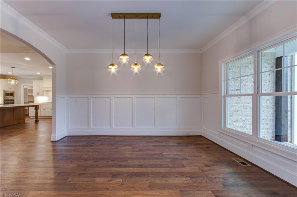 8507 Parkchester Place Oak Ridge, NC 27310 - Photo 3 of 46 Gallery Image 3