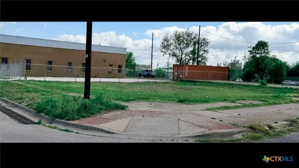 $22,000 | 318 West Avenue G, Temple, TX 76504