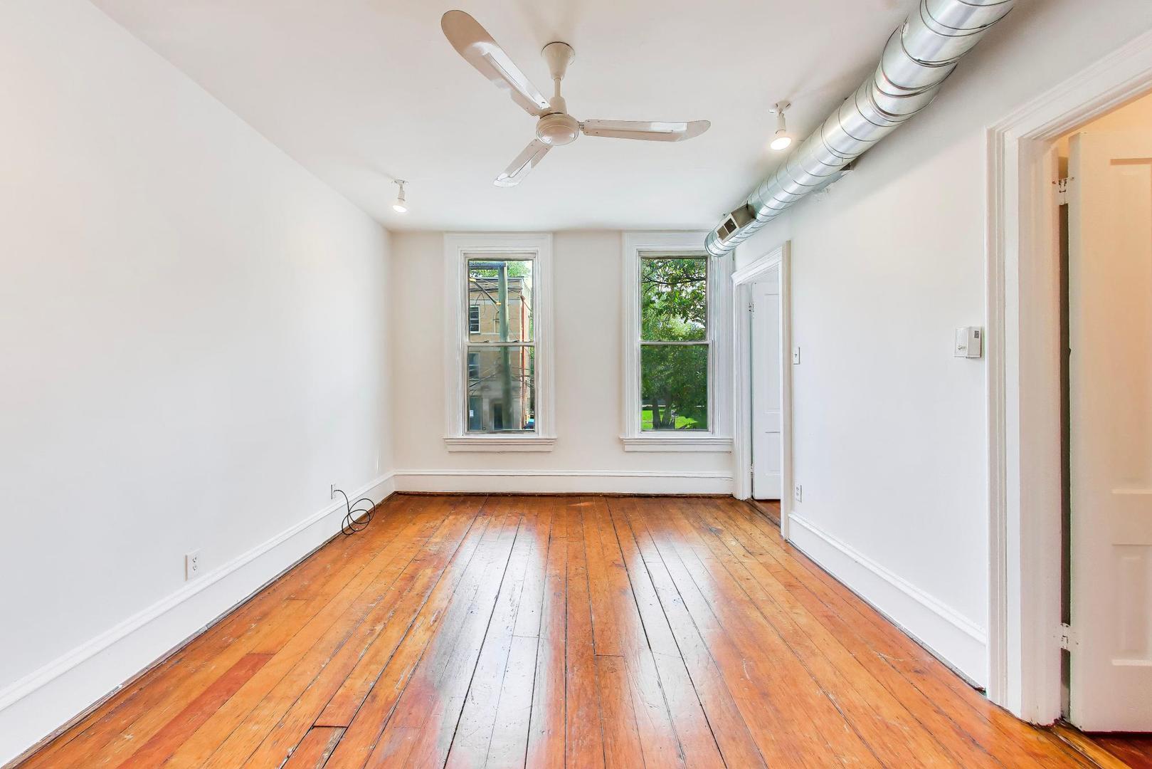 812 West 19th Street, Unit 2F Chicago, IL 60608 - Photo 2 of 19