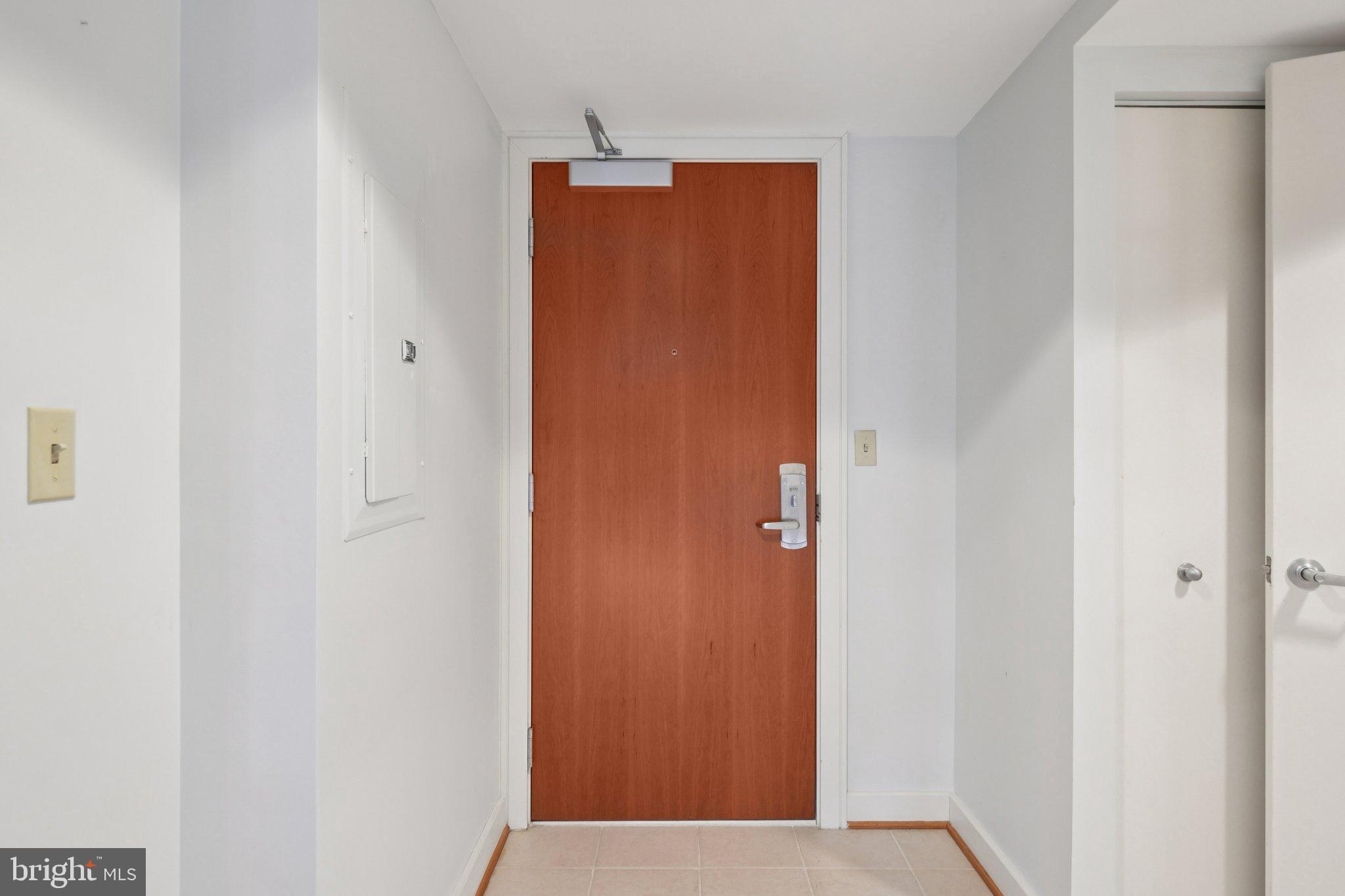 1150 K Street Northwest, Unit 1111 Washington, DC 20005 - Photo 3 of 36 a view of an empty room