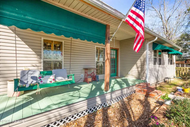 $369,000 | 86 Hidden Hills Lake Road, Arnaudville, LA 70512