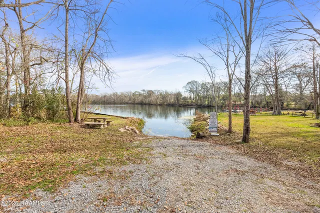 $369,000 | 86 Hidden Hills Lake Road, Arnaudville, LA 70512