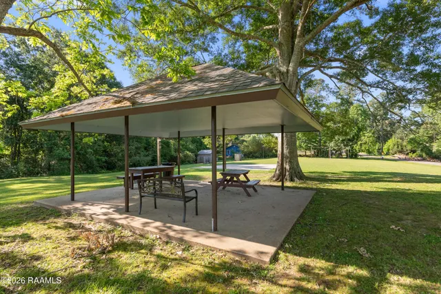 $369,000 | 86 Hidden Hills Lake Road, Arnaudville, LA 70512