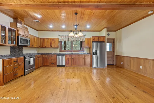 $369,000 | 86 Hidden Hills Lake Road, Arnaudville, LA 70512