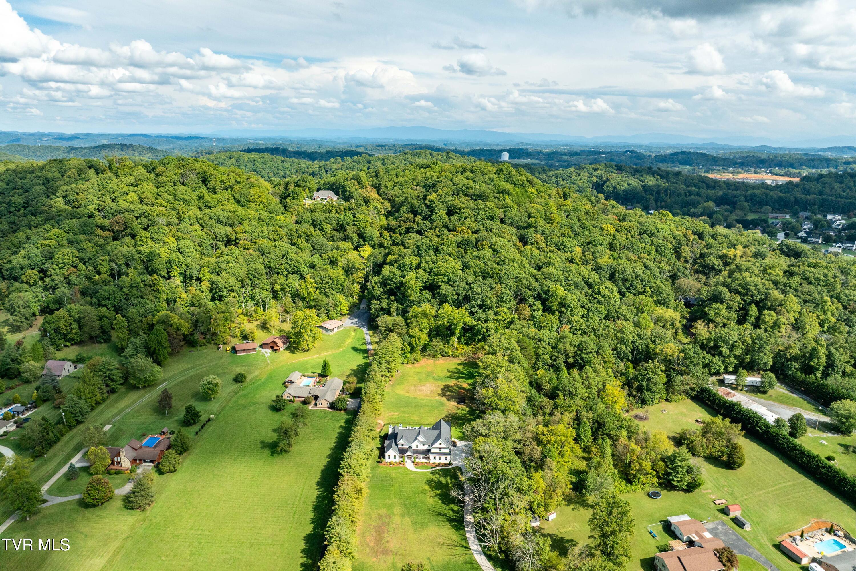 2333 Rock Springs Road Kingsport, TN 37664 - Photo 165 of 165 2333 Rock Springs Road (13 of 169)