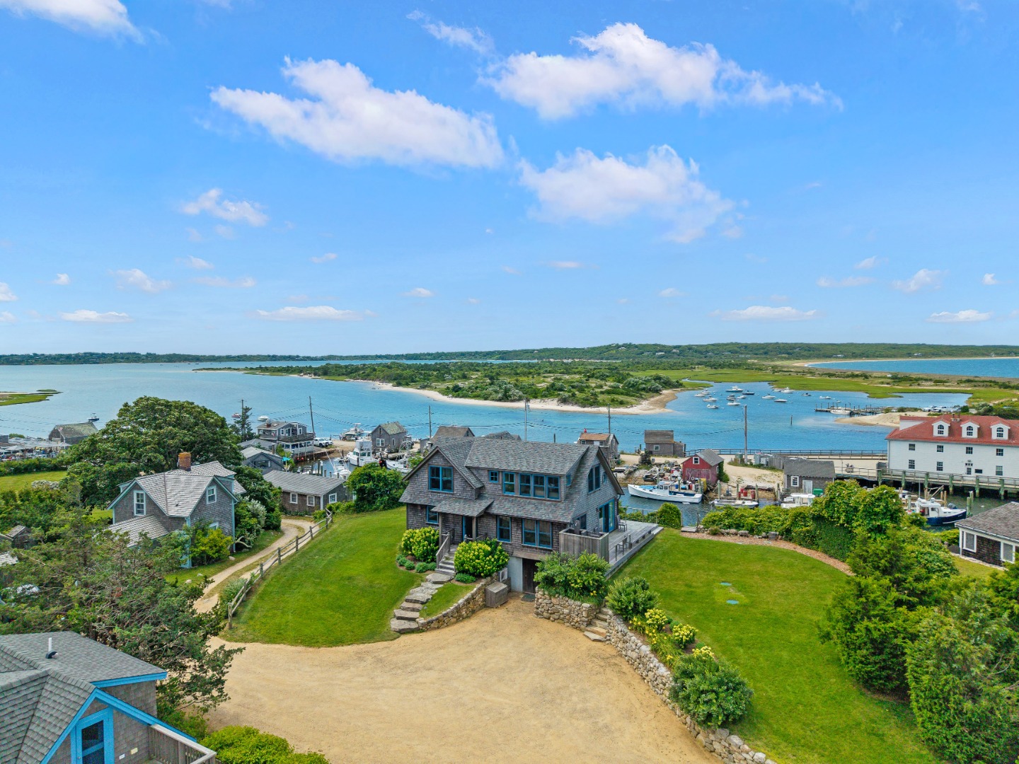 26 Harbor Hill Road Chilmark, MA 02535 - Photo 38 of 40 Gallery Image 38