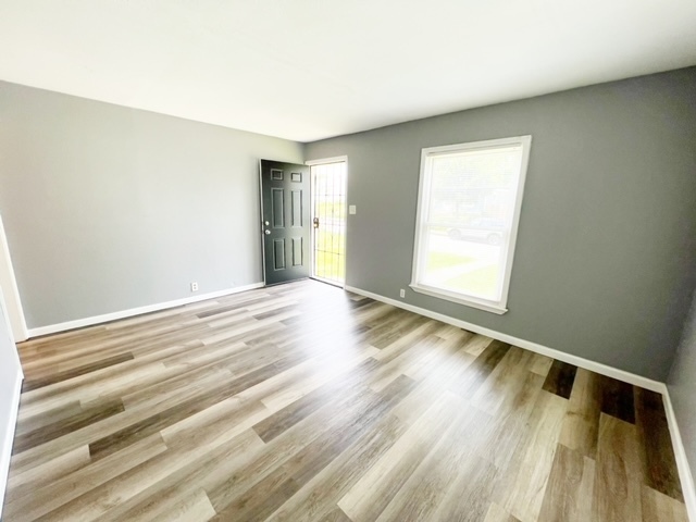 2961 Stuart Street Indianapolis, IN 46218 - Photo 11 of 16