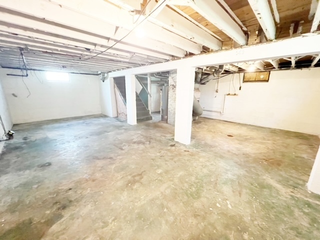 2961 Stuart Street Indianapolis, IN 46218 - Photo 14 of 16